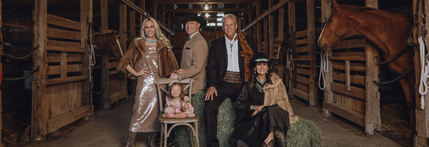 StarNight Image of Chairs- 1600x480