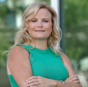 Cynthia Dale Headshot